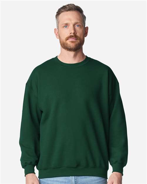 Gildan - Unisex Heavy Blend™ Crewneck Sweatshirt - 18000